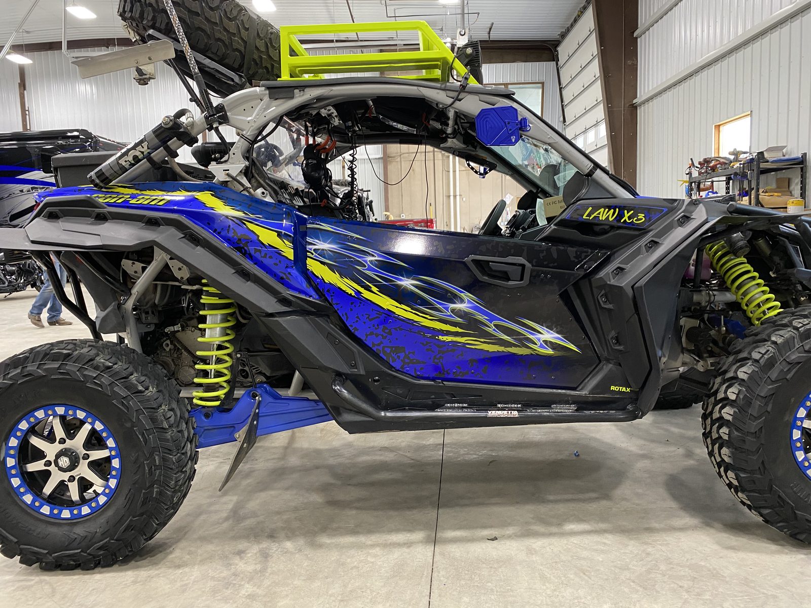 Side-by-side UTV wrap