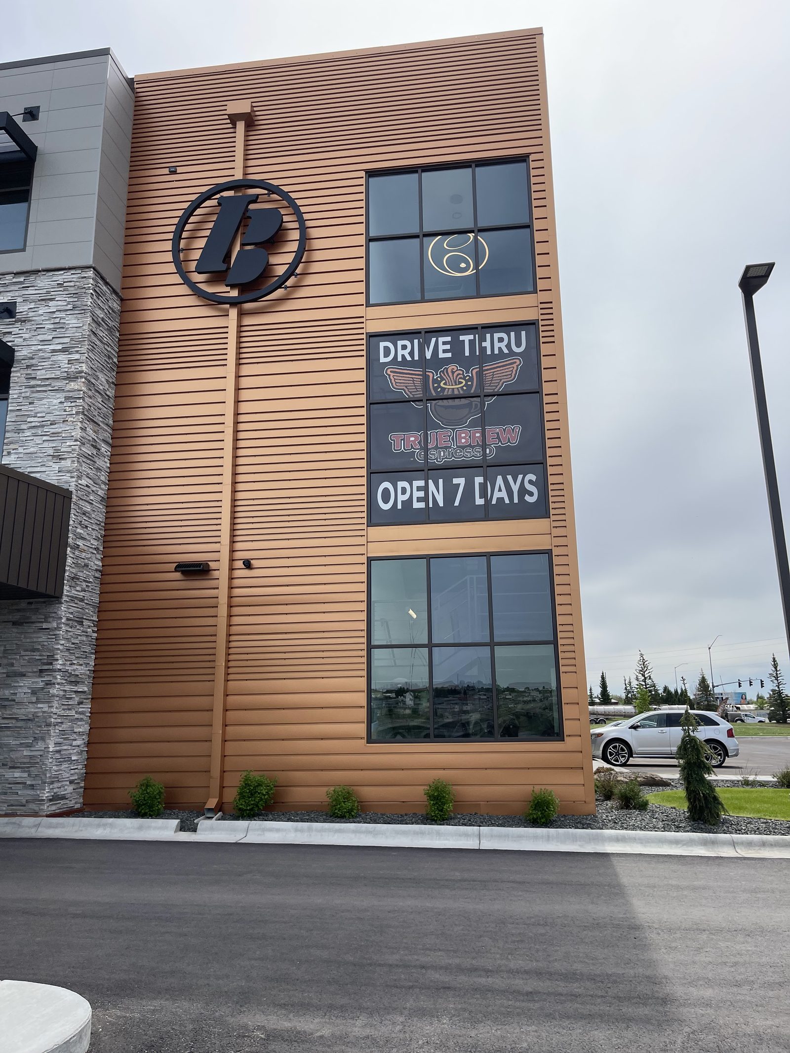 Drive-thru building signage