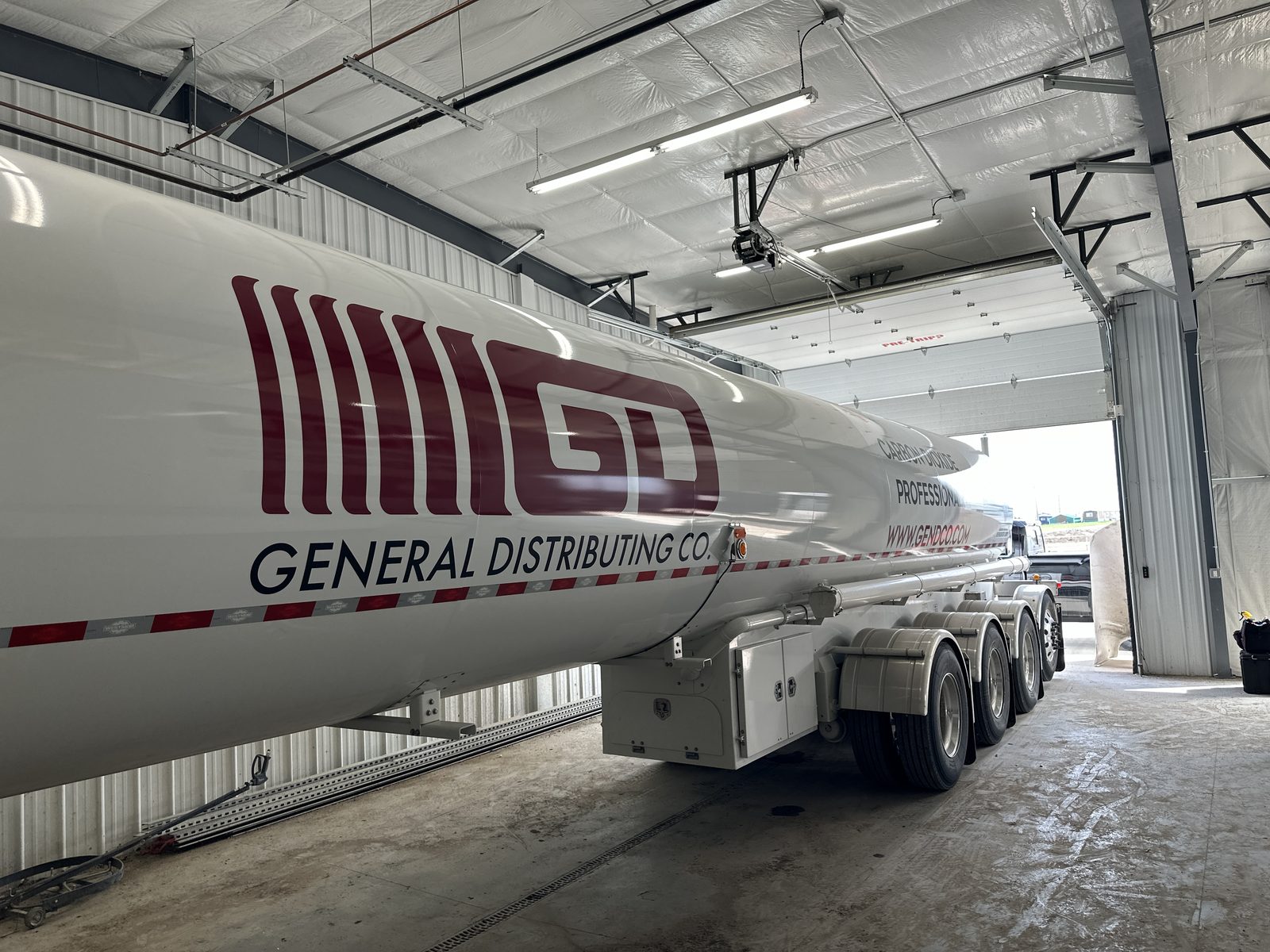 General Distributing tanker lettering