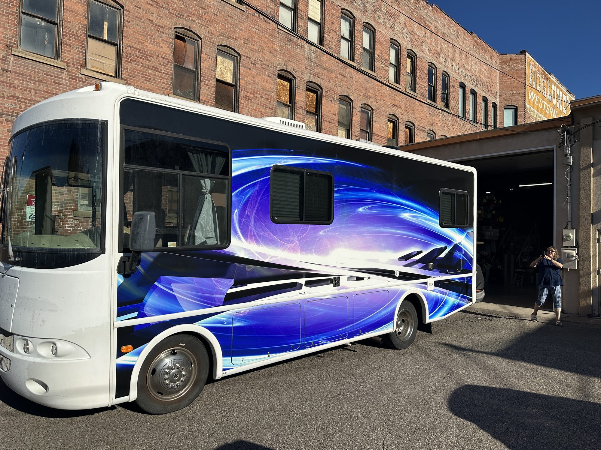 Full colour-change wrap on a passenger coach